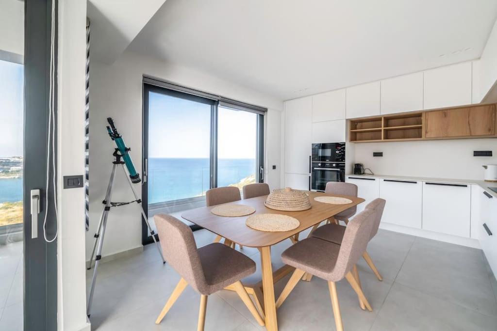 Endless View Luxury By The Sea *